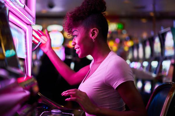 Enjoy Diverse Baccarat Variants with an online casino Singapore Platform for Players